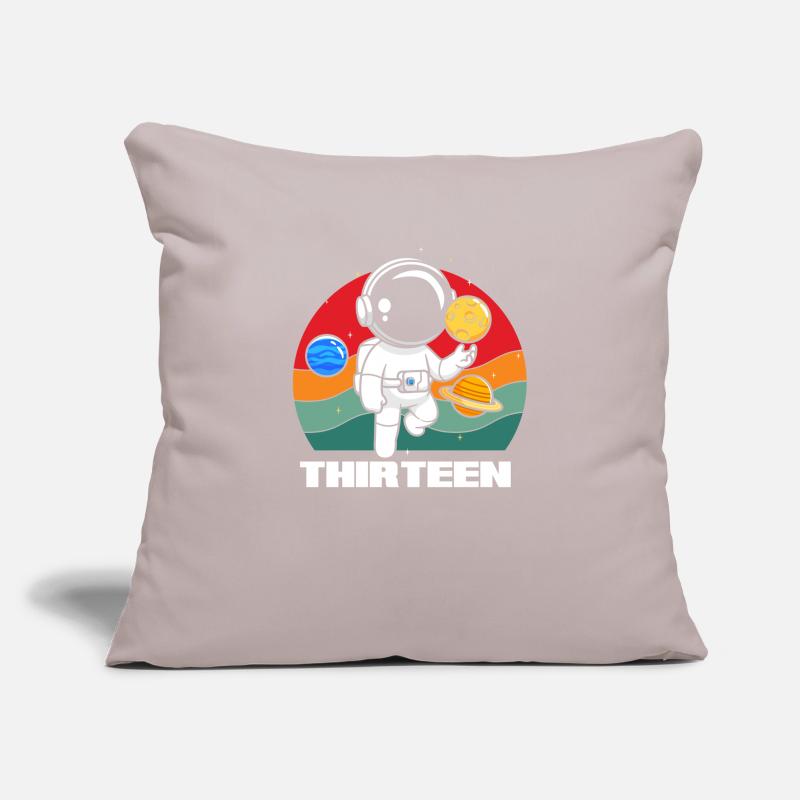 Aventures spatiales pour les jeunes de treize ans Housse de coussin décorative 45 x 45 cm