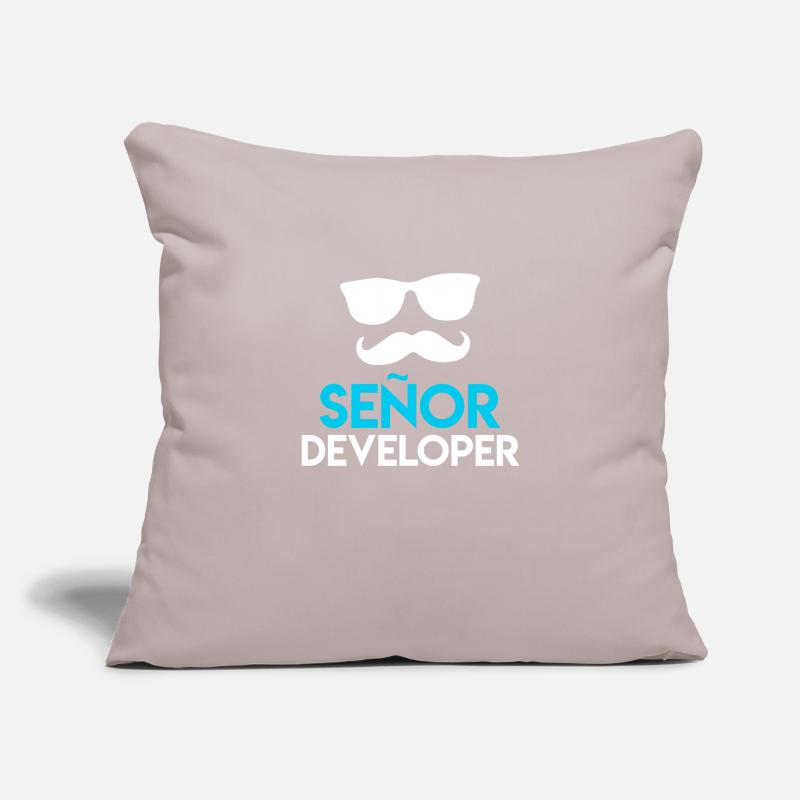 Senor Developer Informatiker Nerd Entwickler Sofakissenbezug 45 x 45 cm