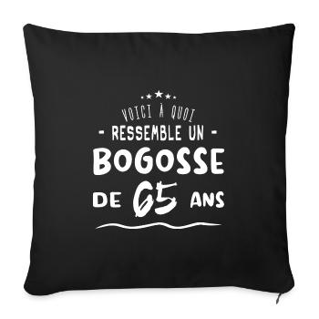 voilà à quoi ressemble un bogosse de 65 ans cadeau - Housse de coussin décorative 45 x 45 cm - noir - Devant