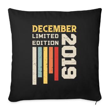 Décembre 2019 - Cadeau anniversaire Décembre 2019 - Housse de coussin décorative 45 x 45 cm - noir - Devant