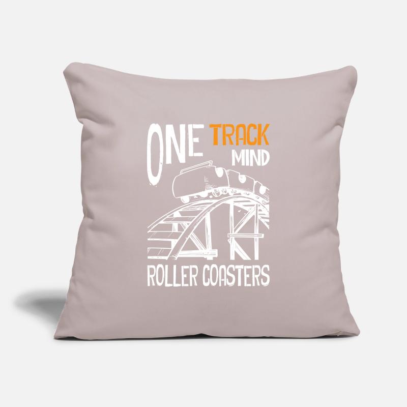 One Track Mind Roller Coaster Housse de coussin décorative 45 x 45 cm