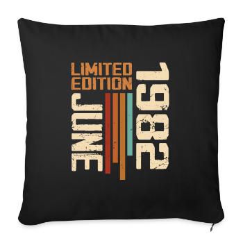 June 1982 Birthday Gift June 1982 Retro 1982 - Sofa pillowcase 17,3'' x 17,3'' (45 x 45 cm) - black - Front