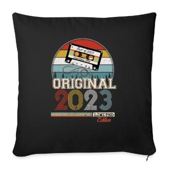 Stylish Retro Gift: 2023 Vintage - Sofa pillowcase 17,3'' x 17,3'' (45 x 45 cm) - black - Front
