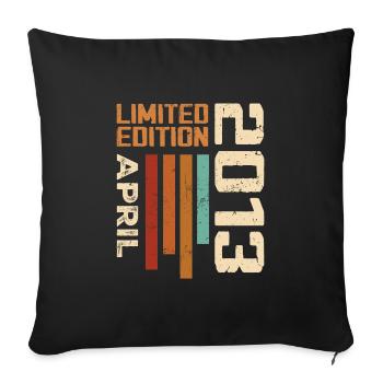 Né En Avril 2013 Cadeau D'anniversaire 2013 Retro - Housse de coussin décorative 45 x 45 cm - noir - Devant