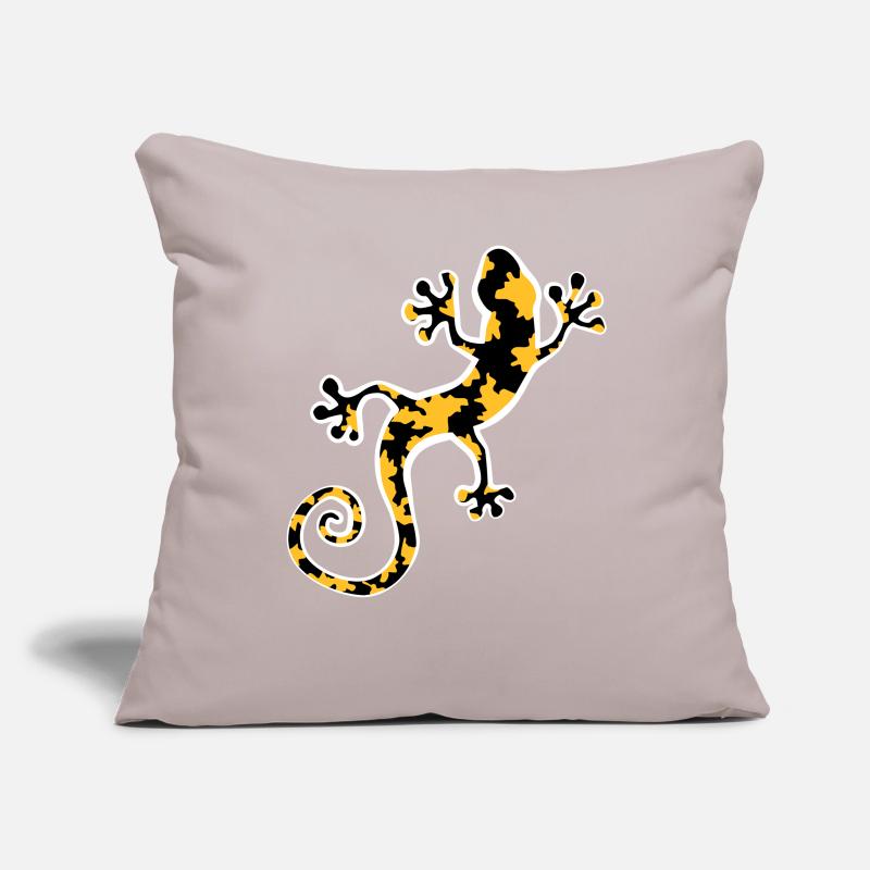 Yellow and black spotted leopard gecko Sofa pillowcase 17,3'' x 17,3'' (45 x 45 cm)