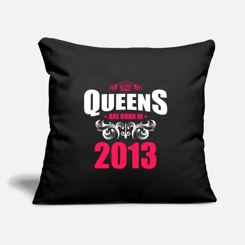 Queens born in 2013 Sofa pillowcase 17,3'' x 17,3'' (45 x 45 cm)