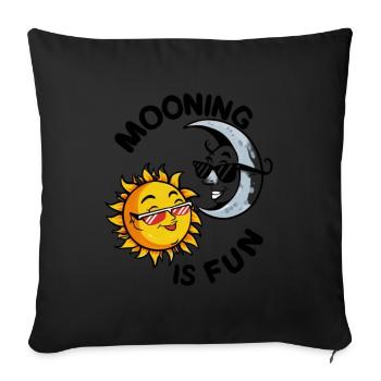 Solar Eclipse Funny Mooning The Sun Is Fun - Sofa pillowcase 17,3'' x 17,3'' (45 x 45 cm) - black - Front