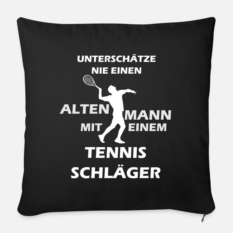 Alter Mann beim Tennis spielen Geschenk Shirt - Sofakissenbezug 45 x 45 cm - Schwarz