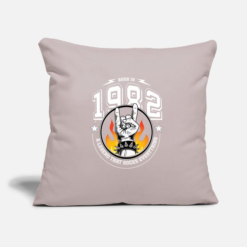 1982 Birthday, rocks everything Sofa pillowcase 17,3'' x 17,3'' (45 x 45 cm)