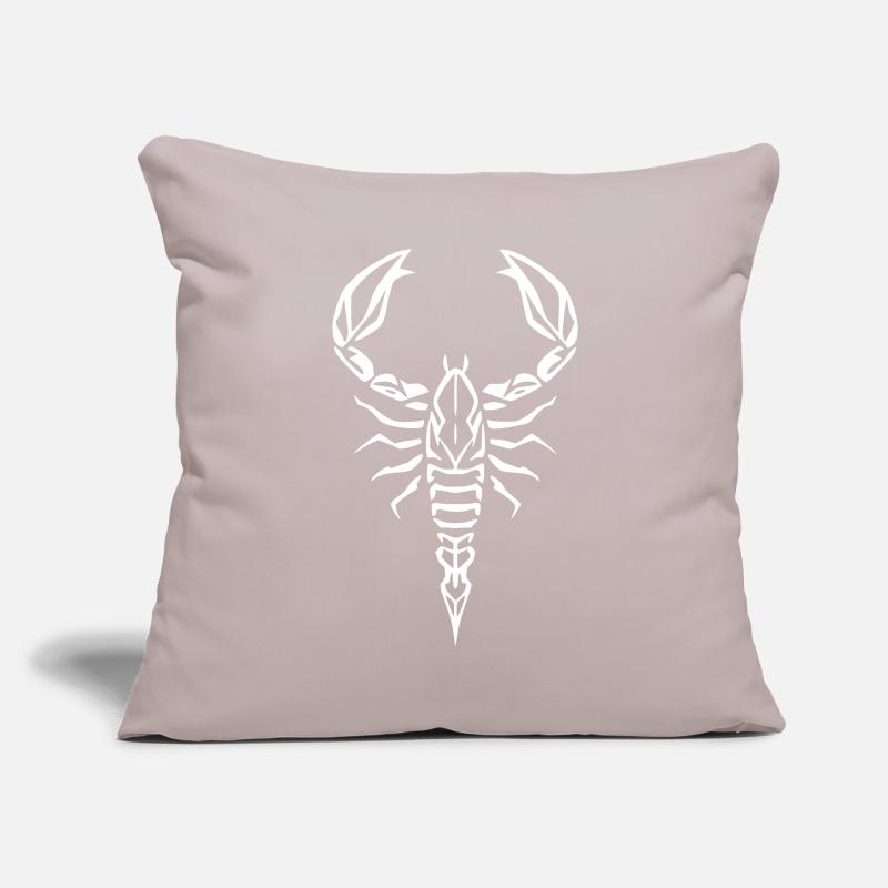 Scorpion Graphic Icon Drawing Vector Sofa pillowcase 17,3'' x 17,3'' (45 x 45 cm)