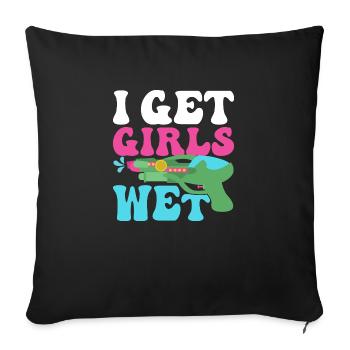 I Get Girls Wet Squirt Gun Summer Water Fun - Sofa pillowcase 17,3'' x 17,3'' (45 x 45 cm) - black - Front