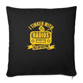 Je bricole avec des radios devant ma radio amateur au coucher - Housse de coussin décorative 45 x 45 cm - noir - Devant