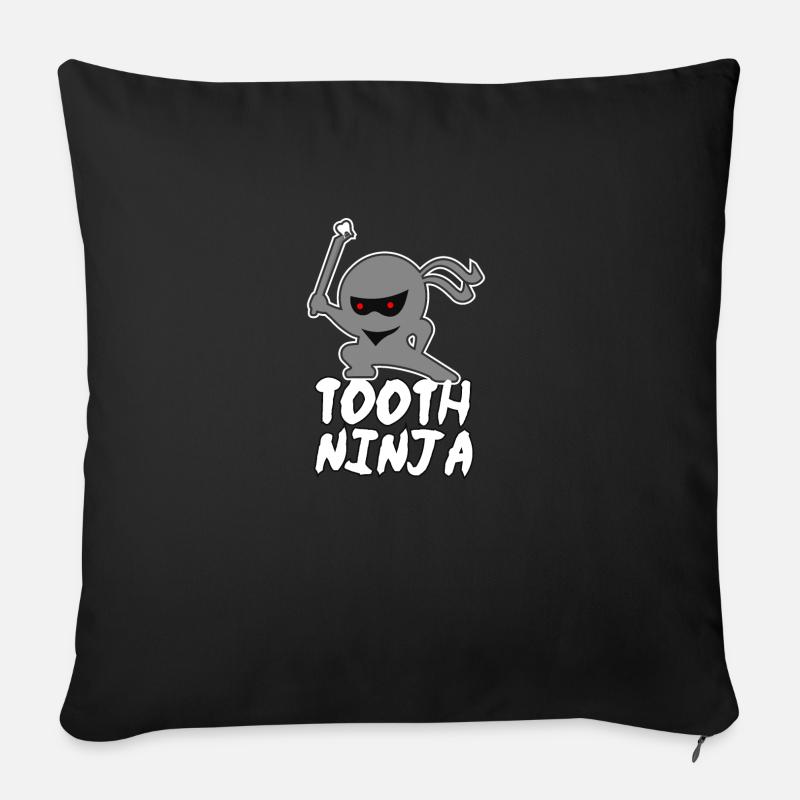 Zahnarzt Tooth Ninja Zahn herausziehen Geschenk - Sofakissenbezug 45 x 45 cm - Schwarz