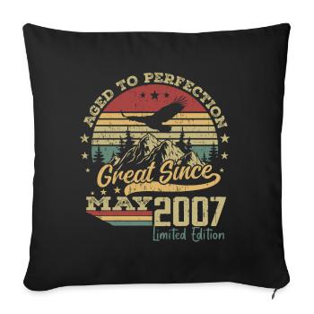 17 years old Aged to Perfection born in May 2007 - Sofa pillowcase 17,3'' x 17,3'' (45 x 45 cm) - black - Front