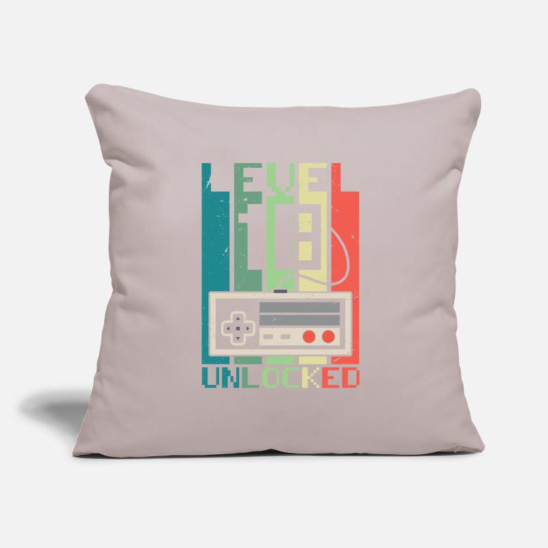 Level 18 Unlocked Sofa pillowcase 17,3'' x 17,3'' (45 x 45 cm)