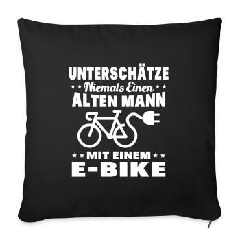 Einen alten Mann mit einem E-Bike - Sofakissenbezug 45 x 45 cm - Schwarz - Vorne