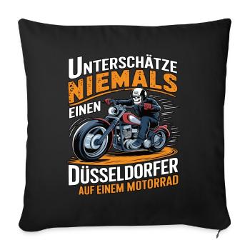 Never underestimate a Dusseldorf resident on a - Sofa pillowcase 17,3'' x 17,3'' (45 x 45 cm) - black - Front