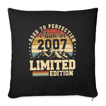 Aged to perfection made in 2007 - Sofa pillowcase 17,3'' x 17,3'' (45 x 45 cm) - black - Front
