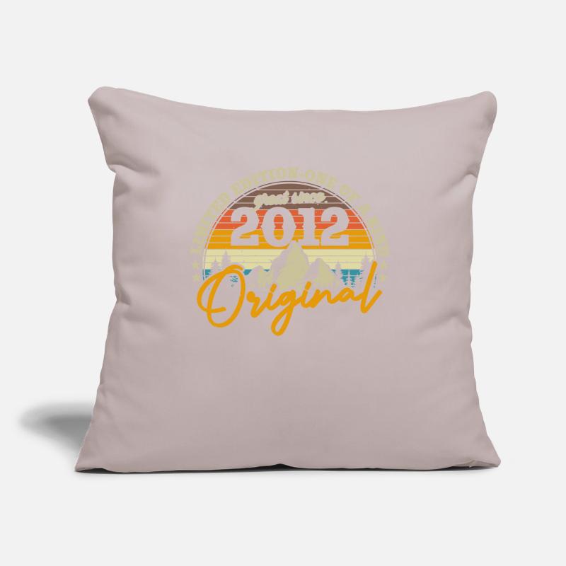 Retro Gift 2012 - 11/12 years Sofa pillowcase 17,3'' x 17,3'' (45 x 45 cm)