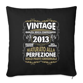 2013 vintage aged to perfection - Sofa pillowcase 17,3'' x 17,3'' (45 x 45 cm) - black - Front