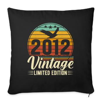 Vintage 2012 aged to perfection - Sofa pillowcase 17,3'' x 17,3'' (45 x 45 cm) - black - Front