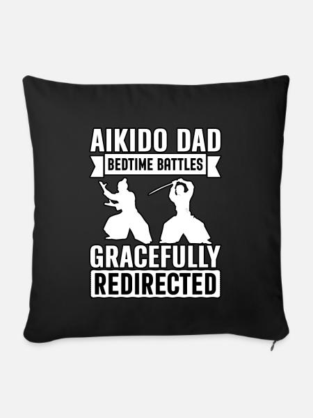 Aikido Papa Schlafenszeitkämpfe anmutig umgeleitet - Sofakissenbezug 45 x 45 cm - Schwarz