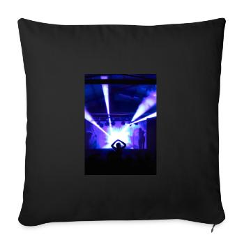 DJ beim Festival - Sofakissenbezug 45 x 45 cm - Schwarz - Vorne