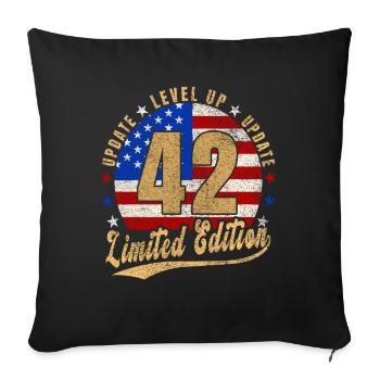 Mise à jour Level Up 42 Years Limited Edition USA - Housse de coussin décorative 45 x 45 cm - noir - Devant