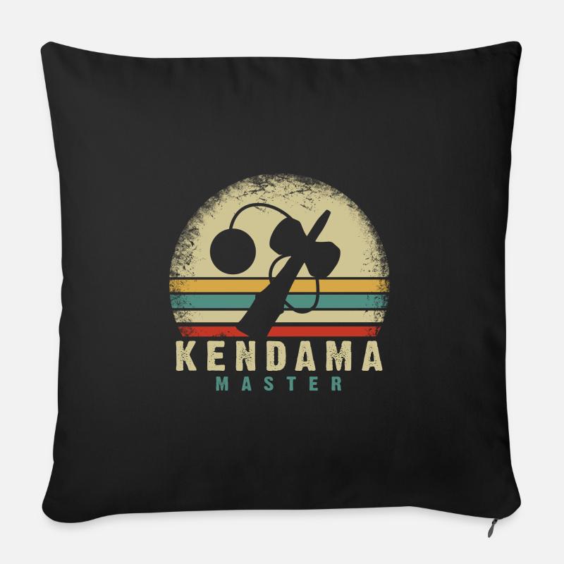Kendama-Meister - Sofakissenbezug 45 x 45 cm - Schwarz