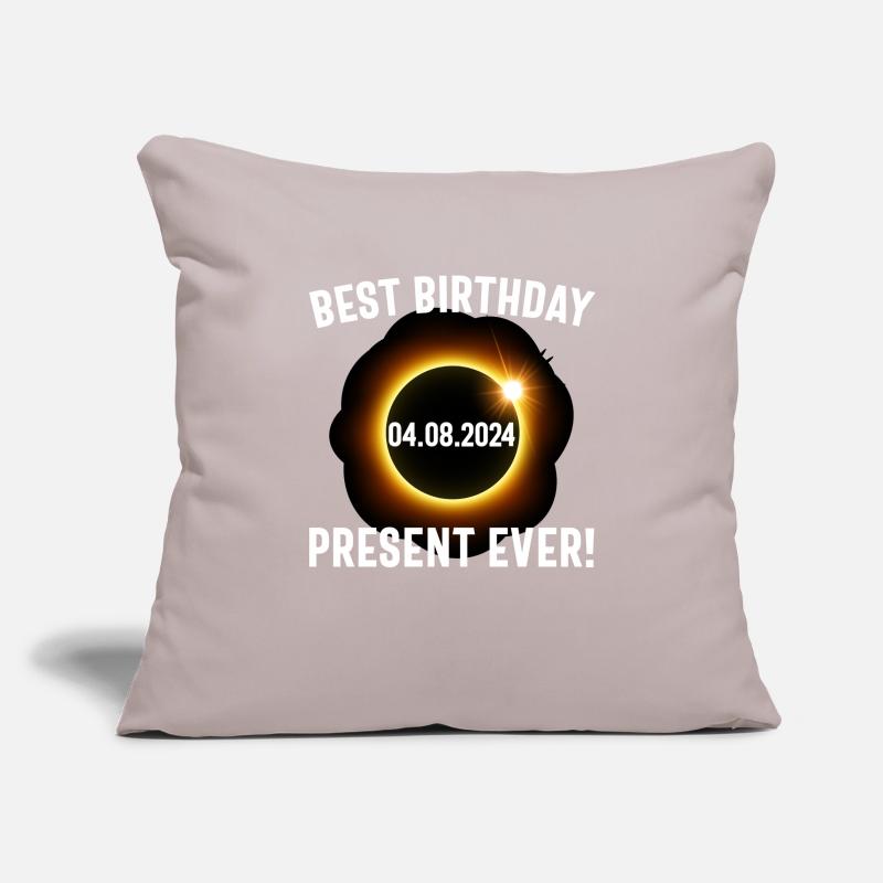 Solar Eclipse - Explore the Darkness Sofa pillowcase 17,3'' x 17,3'' (45 x 45 cm)