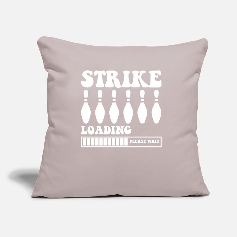 Strike Loading Bitte Warten - Bowling Sofakissenbezug 45 x 45 cm