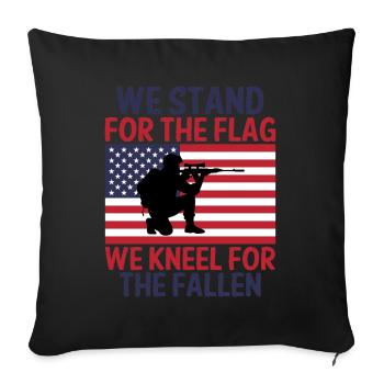Nous défendons le drapeau Nous nous agenouillons pour ceux qui sont tombés au combat - Housse de coussin décorative 45 x 45 cm - noir - Devant