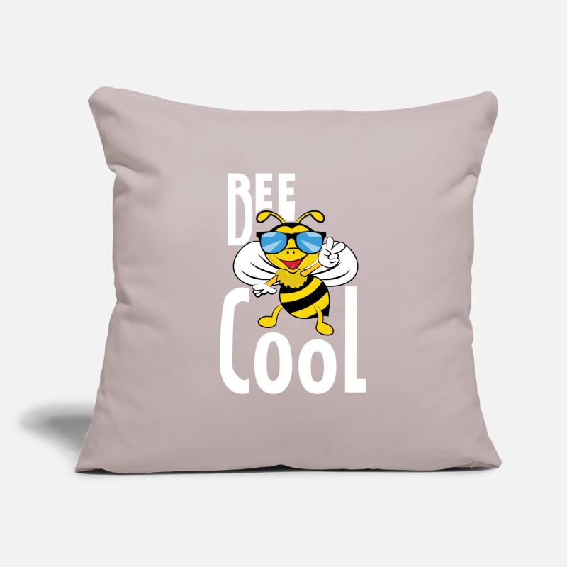 Bee cool bee Sofa pillowcase 17,3'' x 17,3'' (45 x 45 cm)