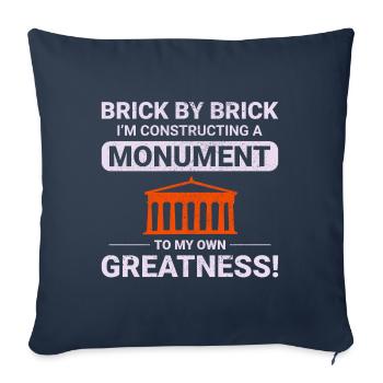Maîtrise monumentale de la brique : maçon humoristique - Housse de coussin décorative 45 x 45 cm - bleu marine - Devant
