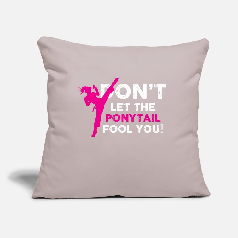 ne vous laissez pas tromper par la queue de cheval Concevez pour un kung Housse de coussin décorative 45 x 45 cm