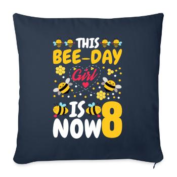 Cette fille du jour de l’abeille a maintenant 8,8 ans. - Housse de coussin décorative 45 x 45 cm - bleu marine - Devant