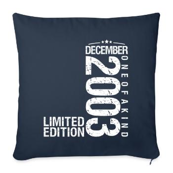 Décembre 2003 Décembre anniversaire December 2003 - Housse de coussin décorative 45 x 45 cm - bleu marine - Devant