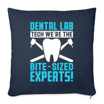 Drôles d’experts pour la technologie de laboratoire dentaire à Bissgrösse - Housse de coussin décorative 45 x 45 cm - bleu marine - Devant