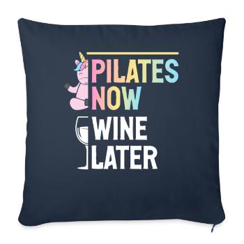 Pilates Now Wine Later Professeur de Pilates - Housse de coussin décorative 45 x 45 cm - bleu marine - Devant