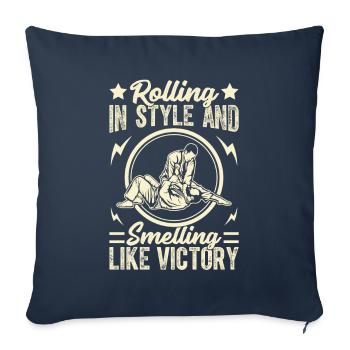 Rouler avec style et sentir la victoire - Housse de coussin décorative 45 x 45 cm - bleu marine - Devant