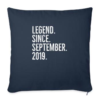Légende depuis septembre 2019 - Housse de coussin décorative 45 x 45 cm - bleu marine - Devant
