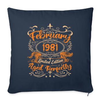 February 1981 | Aged Perfectly - Housse de coussin décorative 45 x 45 cm - bleu marine - Devant