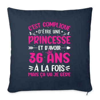 Une princesse et d'avoir 36 ans - Housse de coussin décorative 45 x 45 cm - bleu marine - Devant