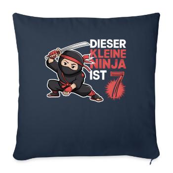 Ce petit Ninja a 7 ans Birthday Shirt - Housse de coussin décorative 45 x 45 cm - bleu marine - Devant