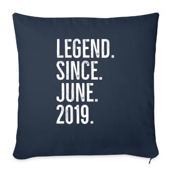 Légende depuis juin 2019 - Housse de coussin décorative 45 x 45 cm - bleu marine - Devant