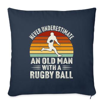 Never underestimate an old man with a rugby ball - Housse de coussin décorative 45 x 45 cm - bleu marine - Devant