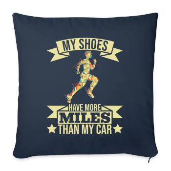 Laufen Schuhe haben mehr Meilen als mein Auto - Sofakissenbezug 45 x 45 cm - Navy - Vorne