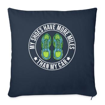 Laufen Schuhe haben mehr Meilen als mein Auto - Sofakissenbezug 45 x 45 cm - Navy - Vorne