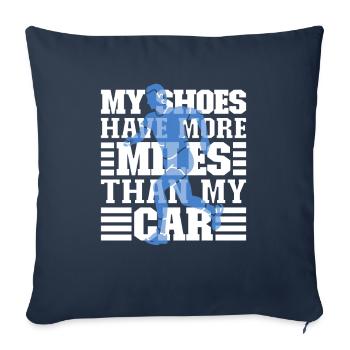 Laufen Schuhe haben mehr Meilen als mein Auto - Sofakissenbezug 45 x 45 cm - Navy - Vorne