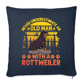 Ne sous-estimez jamais un vieil homme avec un Rottweiler - Housse de coussin décorative 45 x 45 cm - bleu marine - Devant